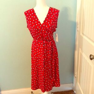 💰⬇️💲⬇️ Price Reduction. Red faux wrap dress